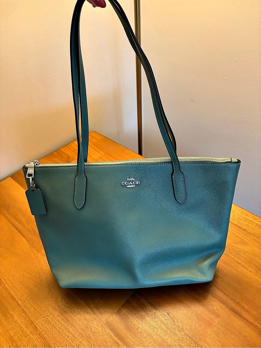 Coach City Zip Top Tote in Crossgrain Leather - Green